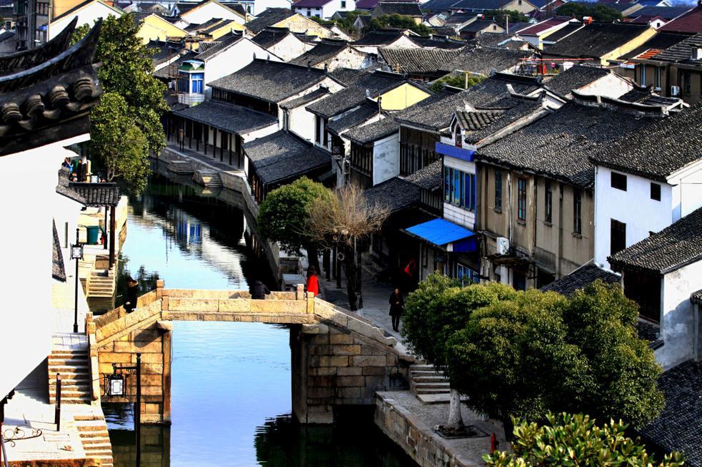 广西全州:一碗漂着红油的米粉